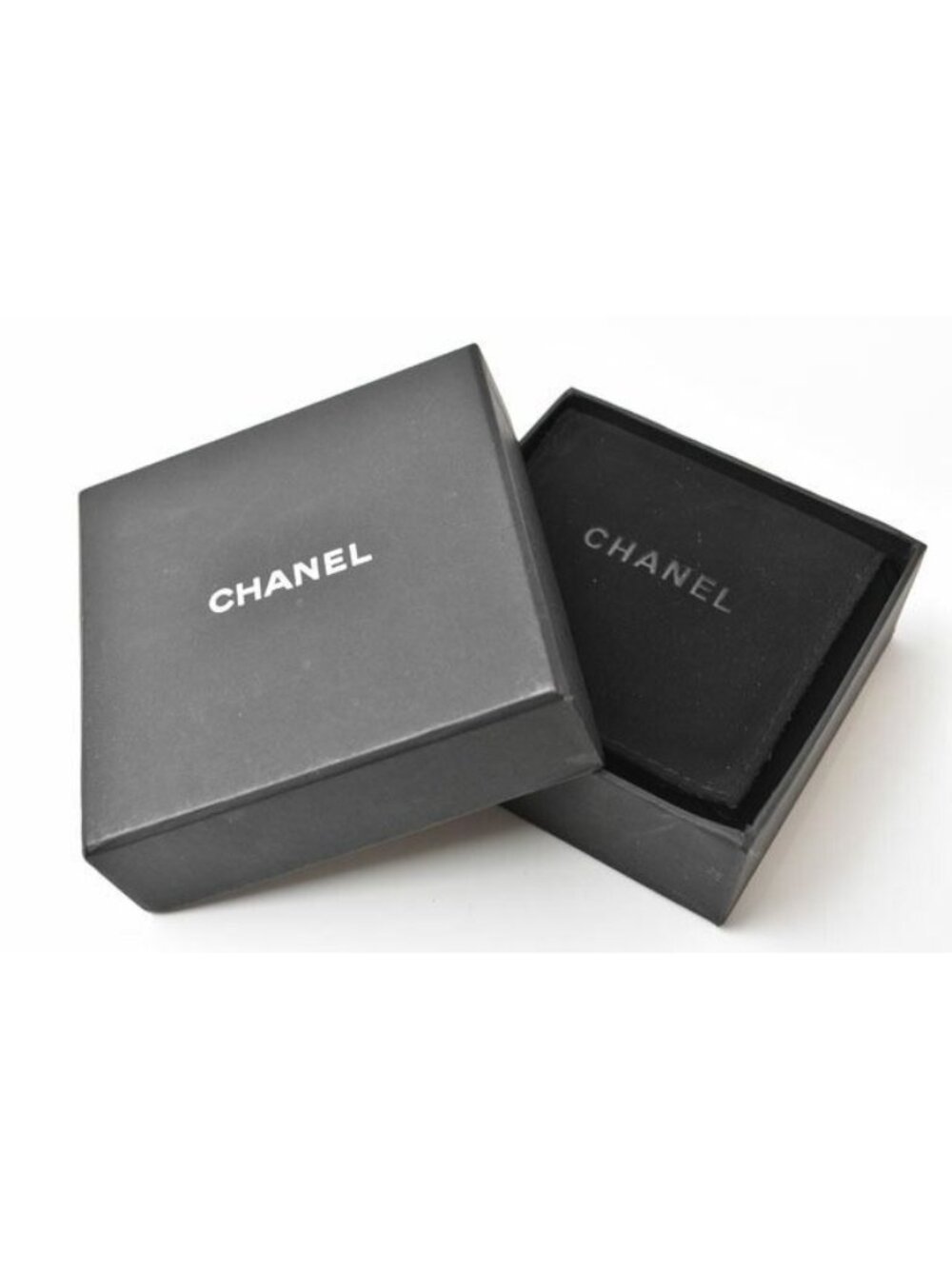 Chanel Brooch Pin Rhinestone - Picture 4 of 4